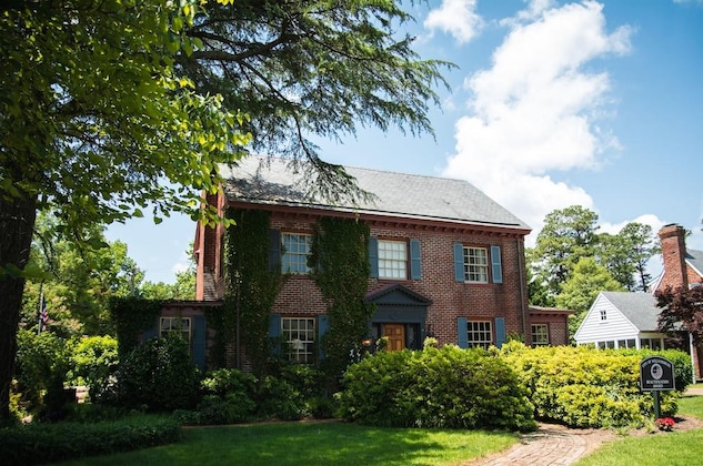 Gallery - Williamsburg Manor B&B