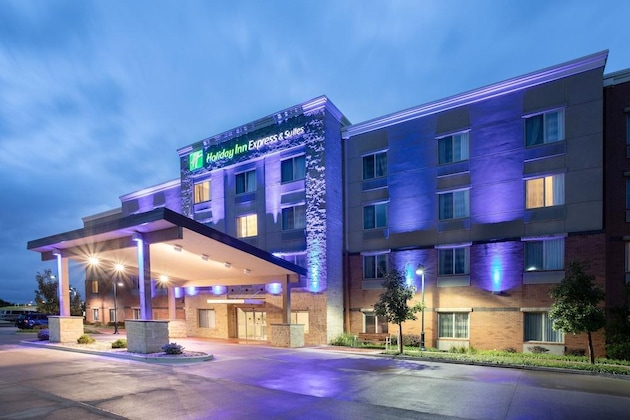 Gallery - Holiday Inn Express & Suites Manhattan By Ihg