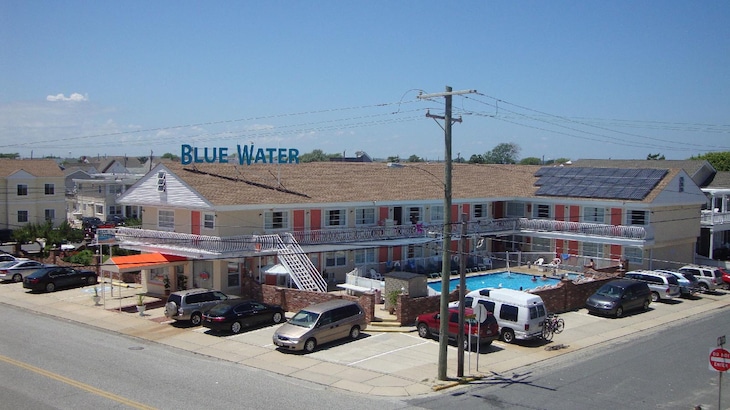 Gallery - Blue Water Motel