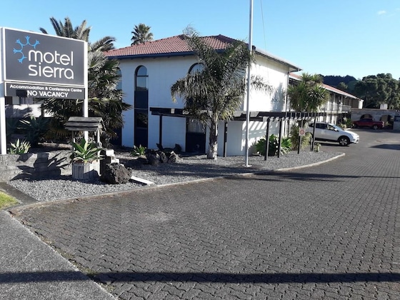 Gallery - Motel Sierra