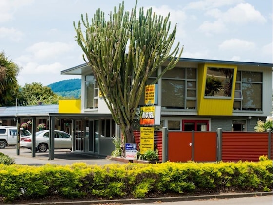 Gallery - Travellers Inn Motel