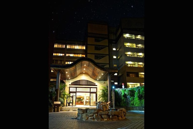 Gallery - New Jhihben Hotel