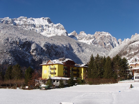 Gallery - Lake & Nature Hotel Gloria