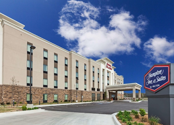 Gallery - Hampton Inn & Suites Claremore