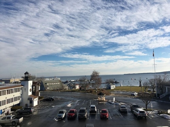 Gallery - Harborline Hotel