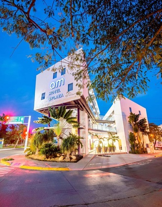 Gallery - Am Hotel & Plaza