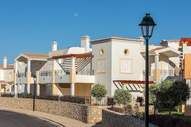 Gallery - Nau Salema Beach Village