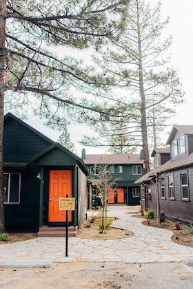 Gallery - Noon Lodge At Mallard Bay