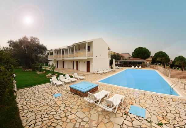 Gallery - Olive Grove Resort