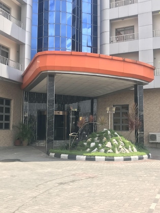 Gallery - Warri Wetland Hotel