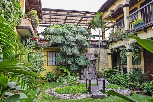 Gallery - Las Camelias Inn
