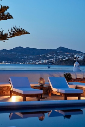 Gallery - Mykonos Waves Beach House & Suites