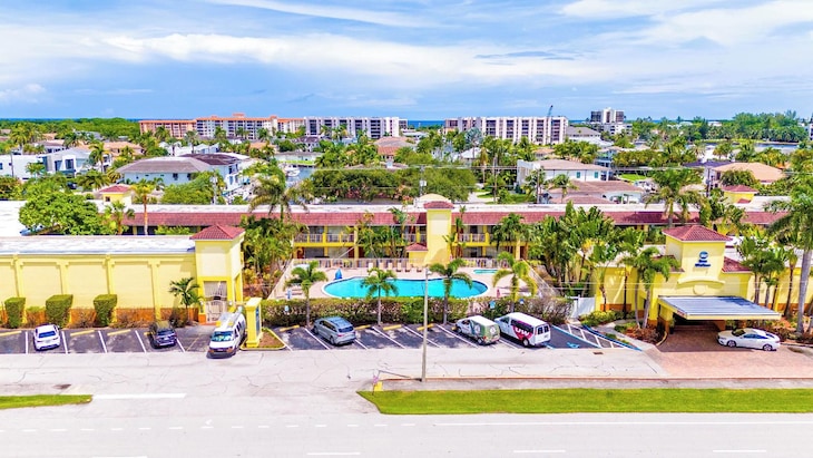 Gallery - Oasis Boca Raton