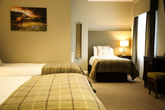 Gallery - Mulroy Woods Hotel