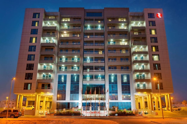 Gallery - Ramada Hotel & Suites By Wyndham Amwaj Islands Manama