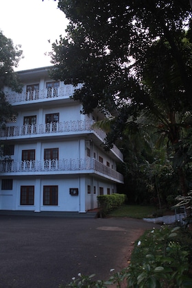 Gallery - Paradise Inn