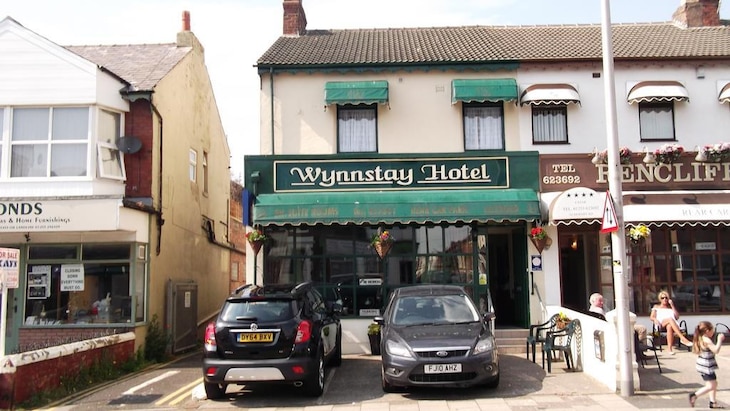 Gallery - Oyo Wynnstay Hotel