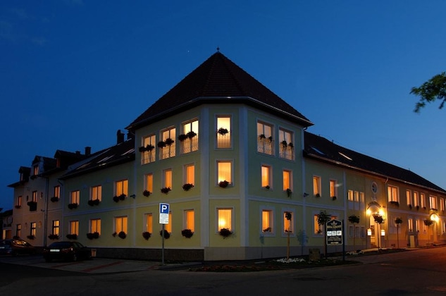 Gallery - Hotel Korona Eger
