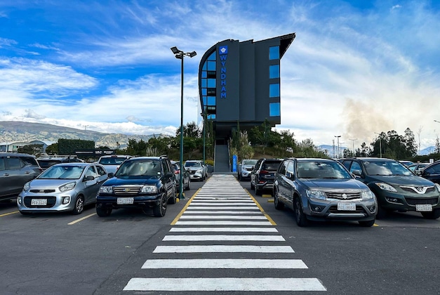Gallery - Wyndham Quito Airport