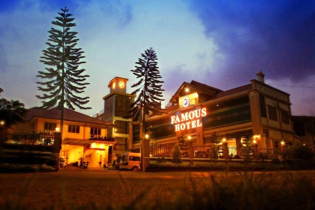 Gallery - Famous Hotel