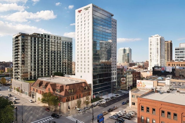 Gallery - Hampton Inn Chicago Downtown West Loop