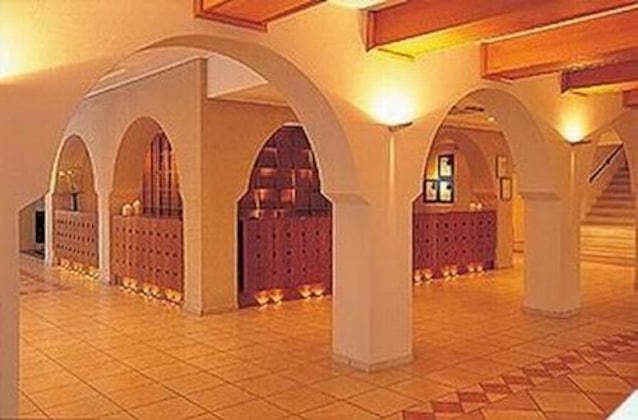 Gallery - Riviera Beach Hotel