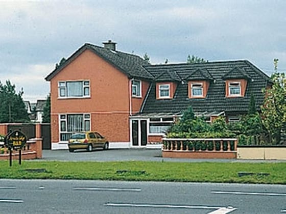 Gallery - Armada Lodge B&B