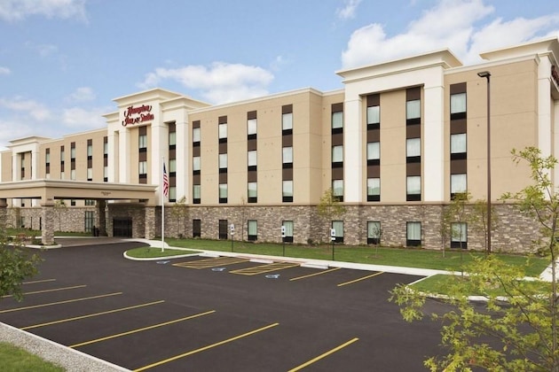 Gallery - Hampton Inn & Suites Niles Warren