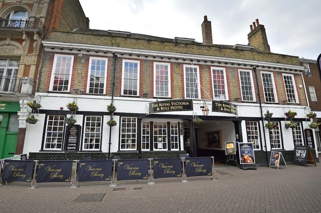 Gallery - The Royal Victoria & Bull Hotel