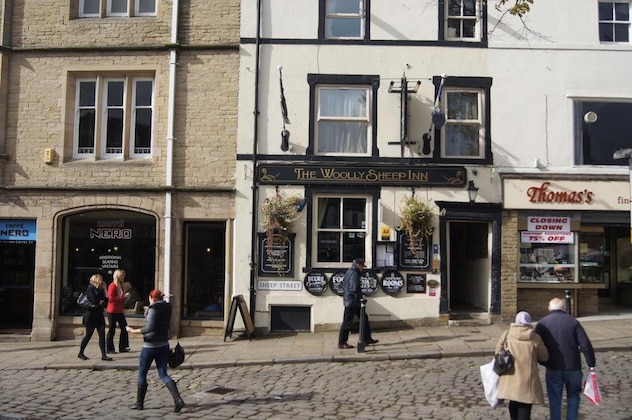 Gallery - The Woolly Sheep Inn
