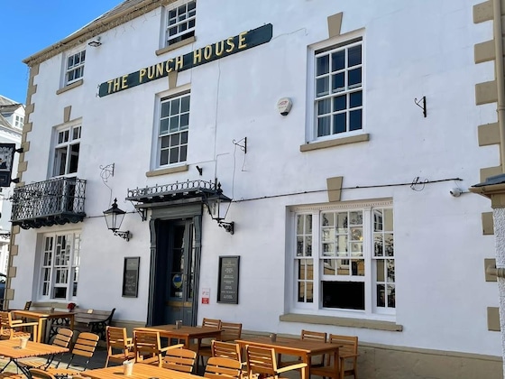 Gallery - Punch House