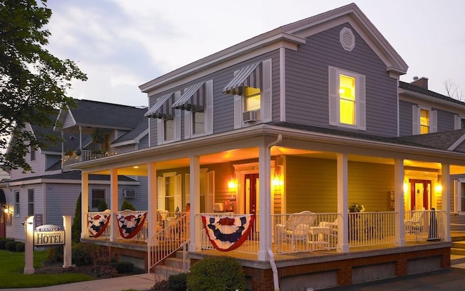 Gallery - Skaneateles Boutique Hotel