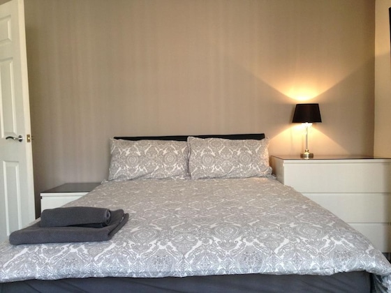 Gallery - Maison 5 Chambres, Crewe