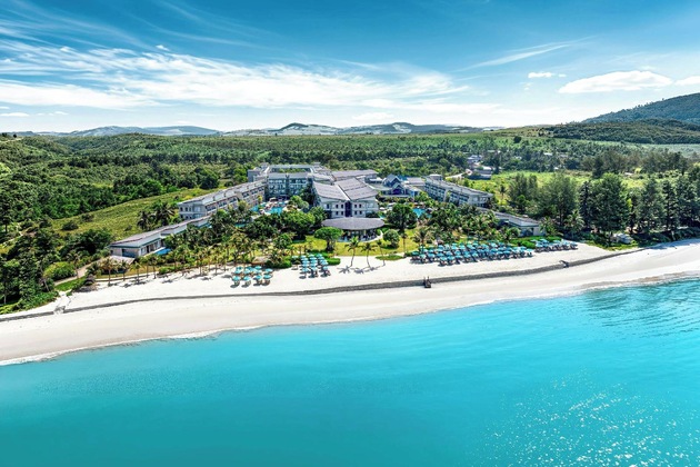 Gallery - Le Meridien Khao Lak Resort & Spa