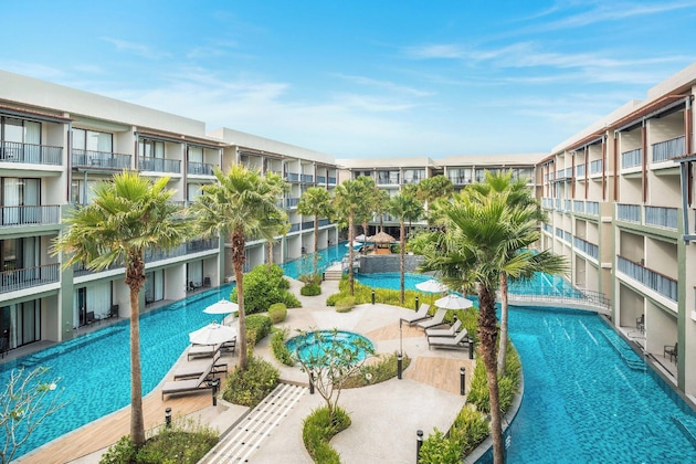 Gallery - Le Meridien Khao Lak Resort & Spa