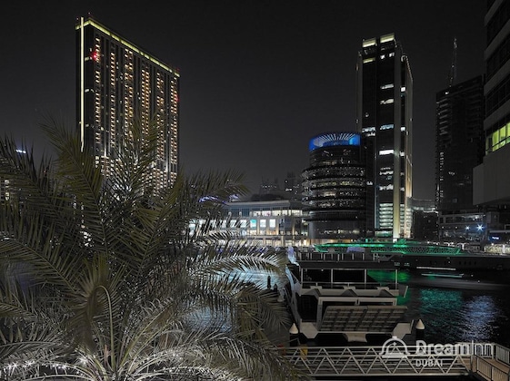 Gallery - Dream Inn Dubai Duplex Marina Quays