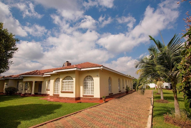 Gallery - Art Lodges