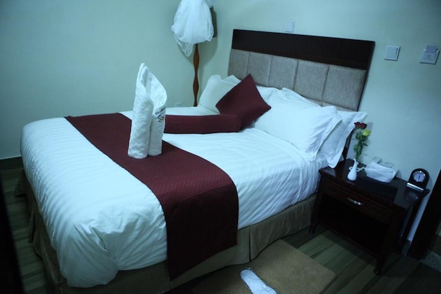 Gallery - Waterfront Hotel