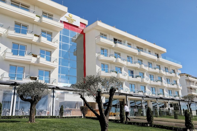 Gallery - Premium Beach Hotel