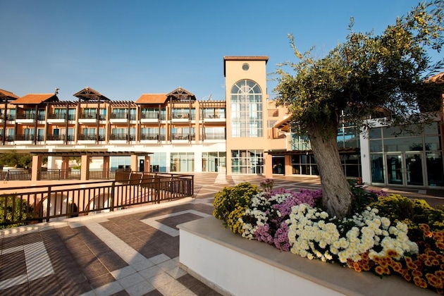 Gallery - Robinson Cyprus