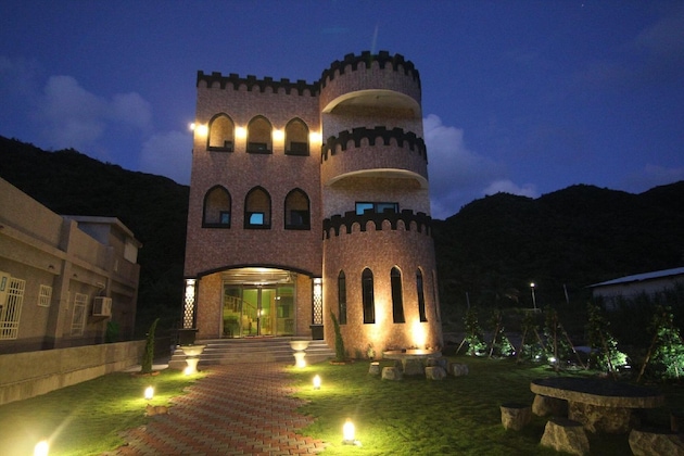 Gallery - Lian Chinq Diving B&B