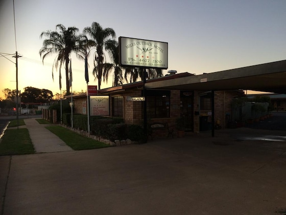 Gallery - Miles Outback Motel