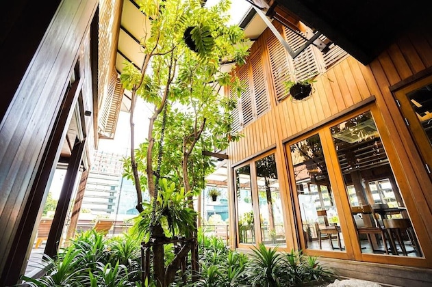 Gallery - Chann Bangkok-Noi