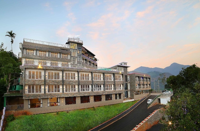 Gallery - The Munnar Queen