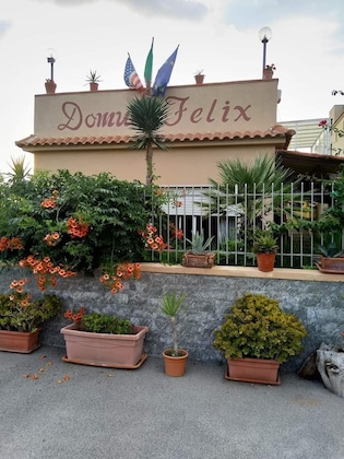 Gallery - Domus Felix