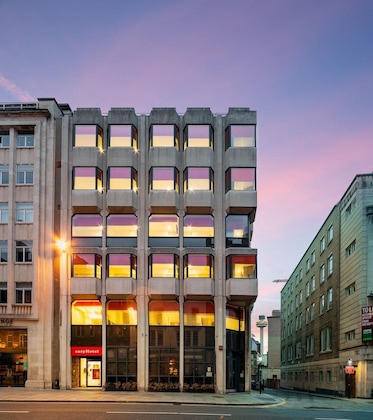 Gallery - Easyhotel Liverpool
