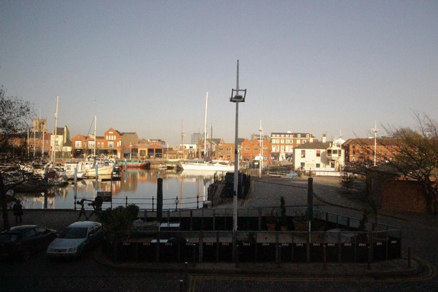 Gallery - Marina Water View Apartment
