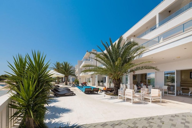 Gallery - Perla Resort