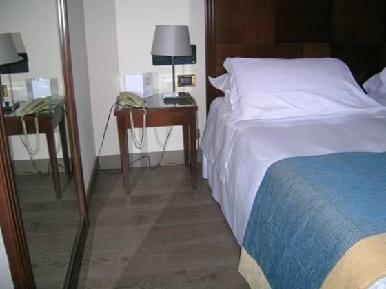 Gallery - Hotel Motel Ascot