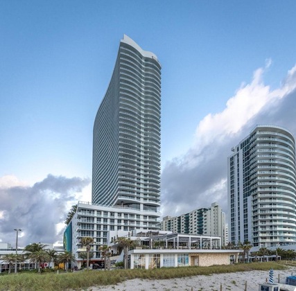 Gallery - Hyde Resort & Residences